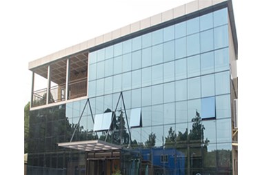 集裝箱做的辦公樓，辦公環(huán)境美美的！